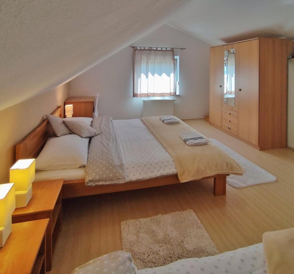 Apartments Sanja Раковица Екстериор снимка