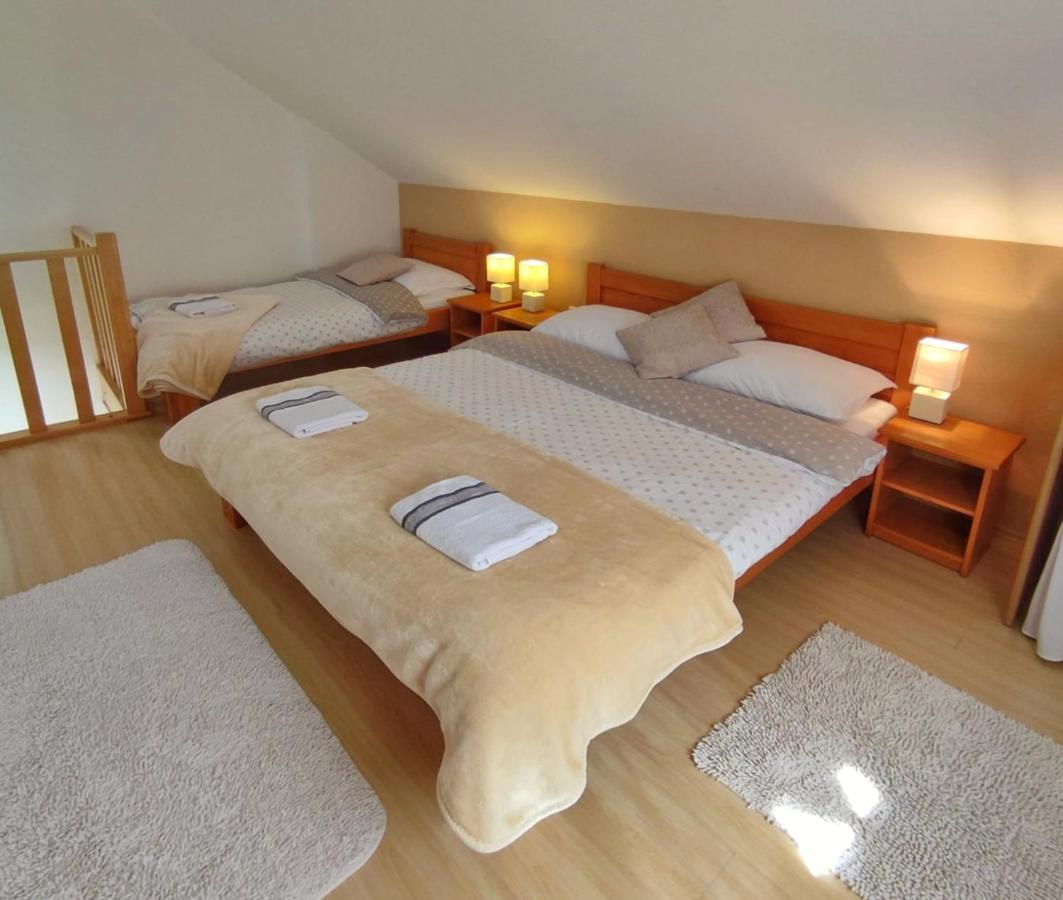 Apartments Sanja Раковица Екстериор снимка