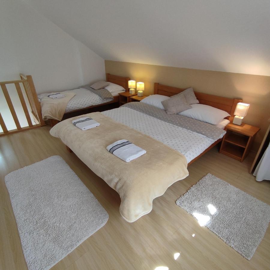 Apartments Sanja Раковица Екстериор снимка