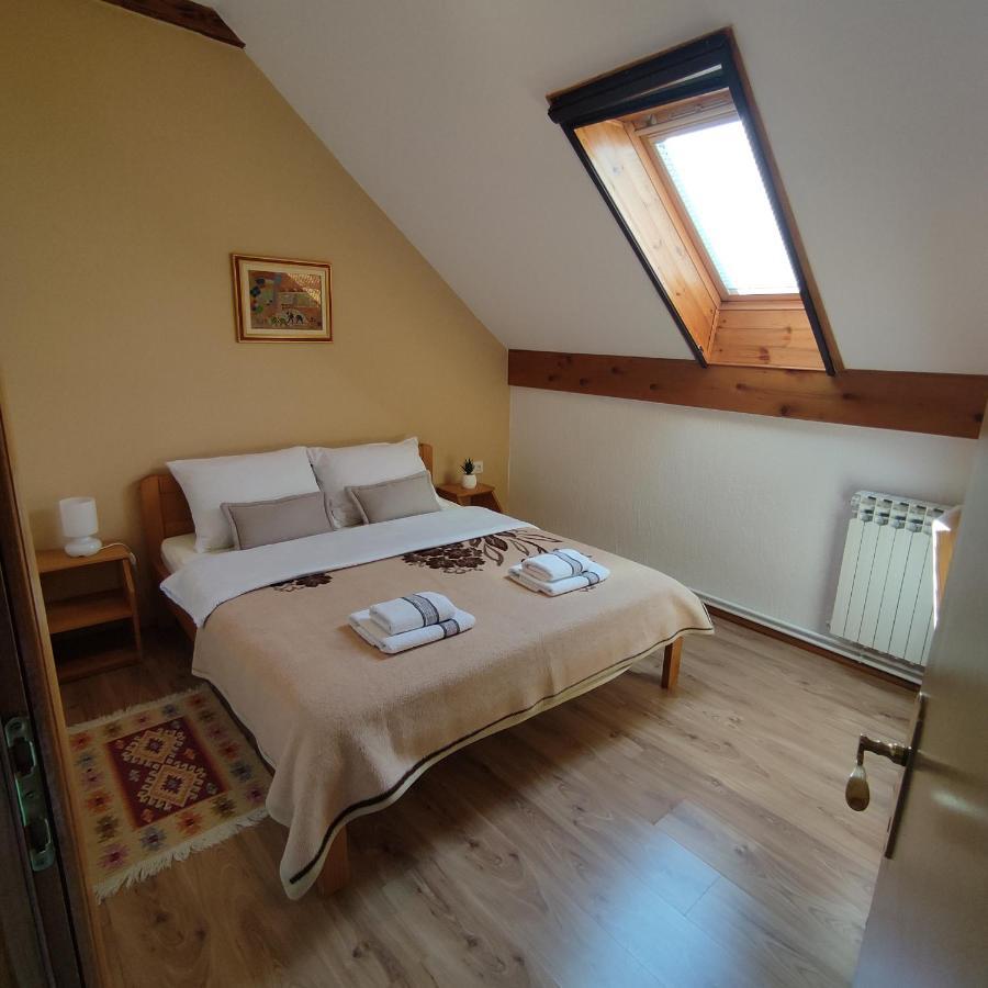Apartments Sanja Раковица Екстериор снимка