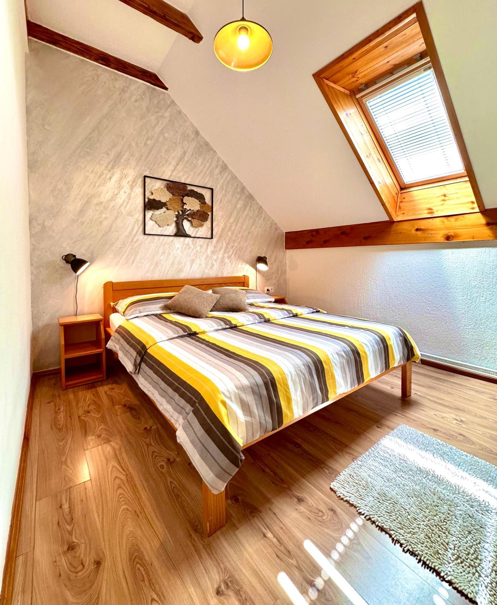 Apartments Sanja Раковица Екстериор снимка