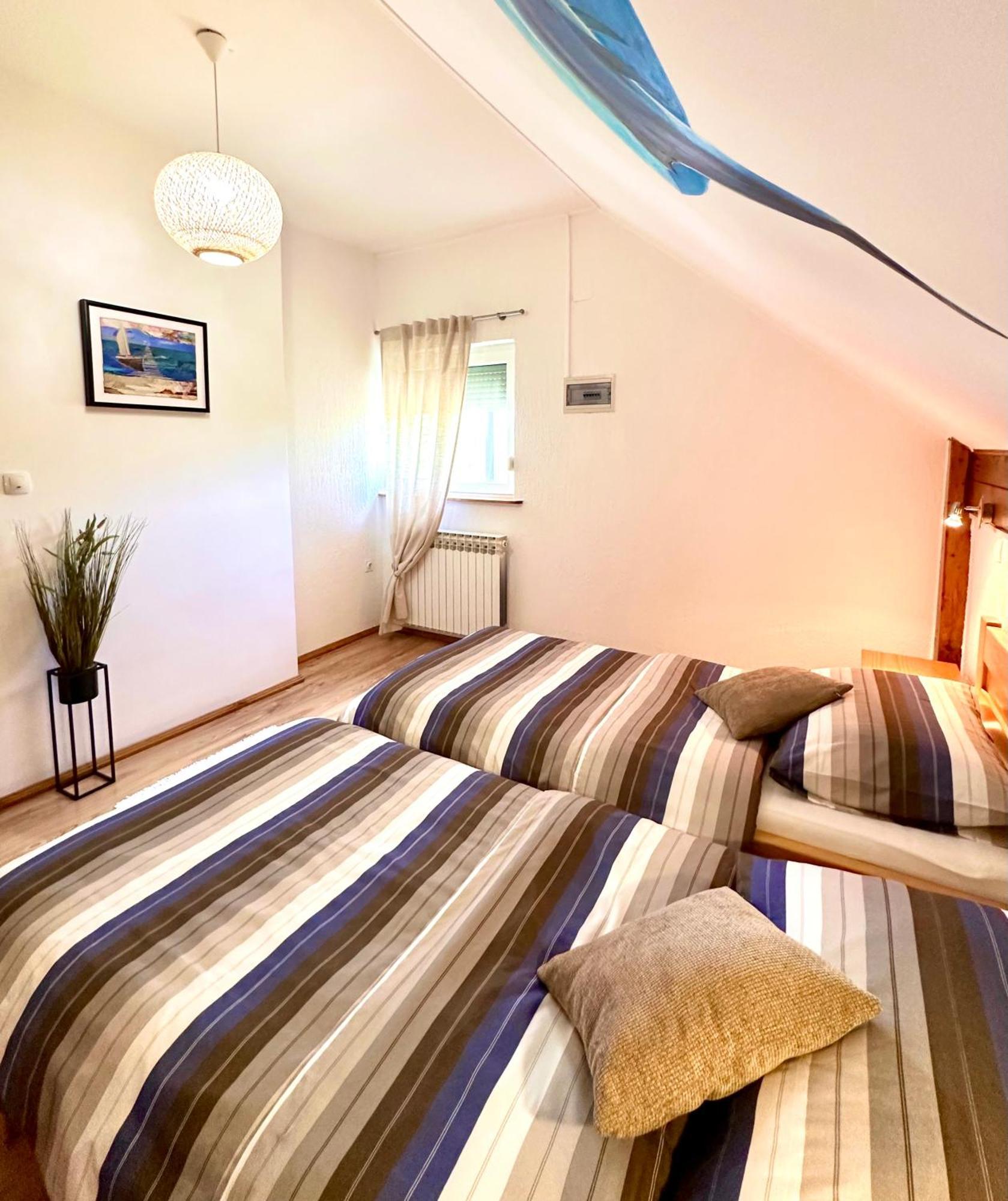 Apartments Sanja Раковица Екстериор снимка