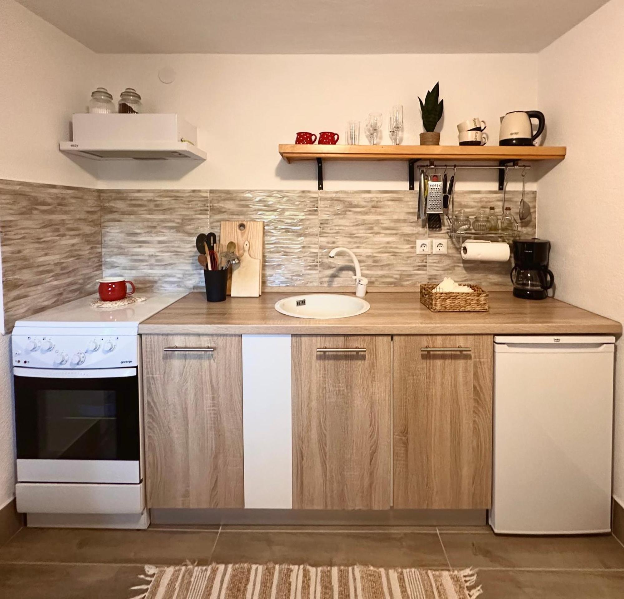 Apartments Sanja Раковица Екстериор снимка