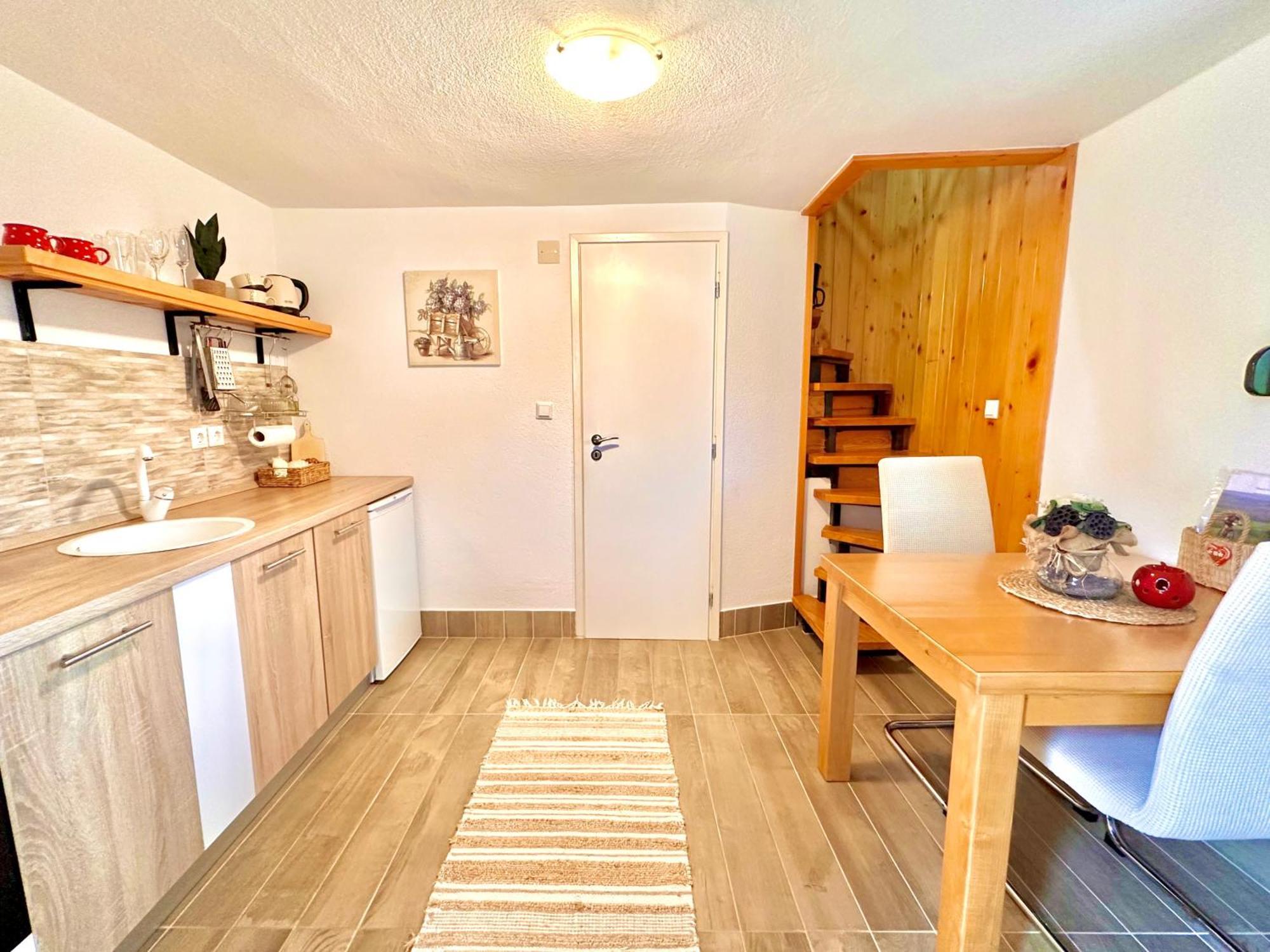 Apartments Sanja Раковица Екстериор снимка